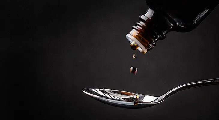  Una droga "oculta" en un jarabe usada por alumnos de un colegio en Colombia, desata alarmas
