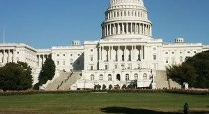 Cierran el Capitolio tras reporte de tiroteo