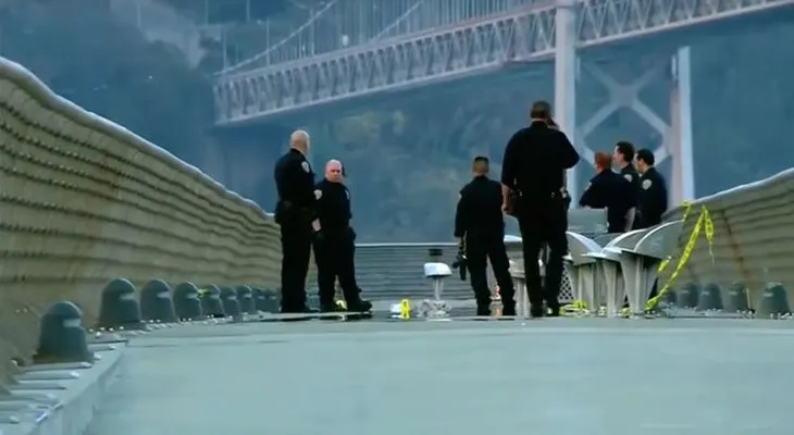 Una de terror: Policía desconcertada por bates de béisbol encadenados en calles de SF