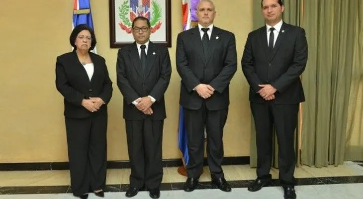 CPJ modifica Reglamento de Tribunales Superiores de Tierras y dispone división en salas
