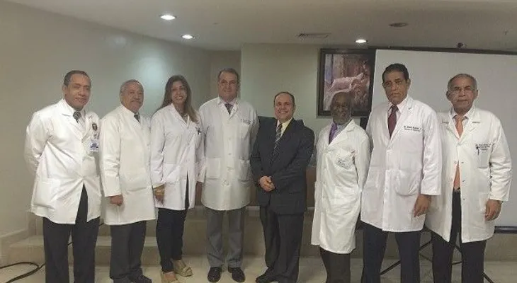 Dictan conferencia "Endometriosis y Reproducción Humana" en Maternidad de Los Mina