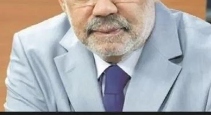 Ay, don César, ¡bájele un chin!