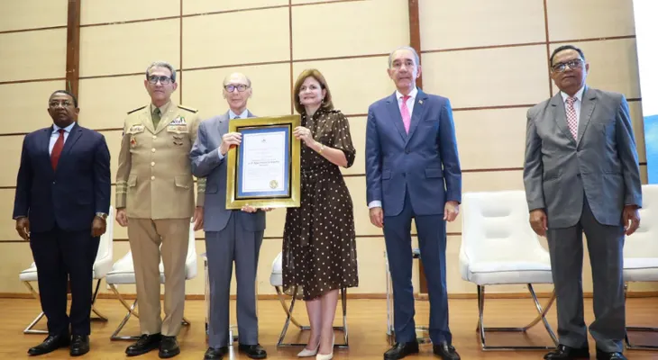 Vicepresidenta llama sectores a colaborar en promoción de Ciencia y Tecnología