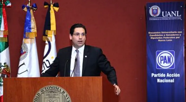 García plantea compromiso entre aspirantes