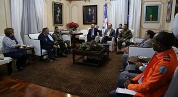 Presidente se reúne con organismos de socorros por nivel máximo de presa Tavera