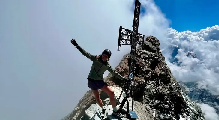 Desaparece corredora de montaña canadiense en el Matterhorn mientras entrenaba para batir un récord de velocidad