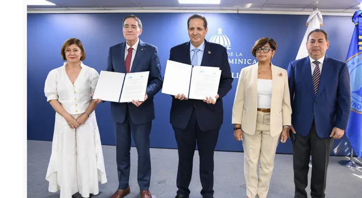 RD y OPS firman estrategia de salud 2026-2031