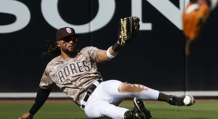Fernando Tatis Jr. podría ser movido al jardín central 