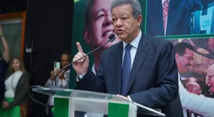 Leonel retoma agenda territorial y encabezará este domingo juramentación en San Cristóbal