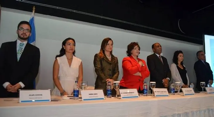 Más de 200 mil de 140 países se inscriben para vivir en Marte; incluido dominicanos