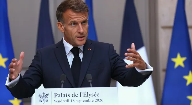 Macron alerta sobre la intensificación de la amenaza híbrida rusa y ordena proteger infraestructuras críticas