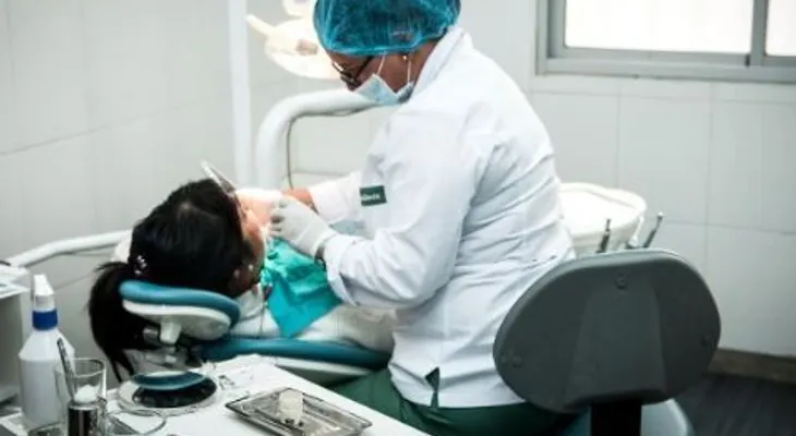 El "biolocker", una molécula orgánica para acabar con la placa bacteriana