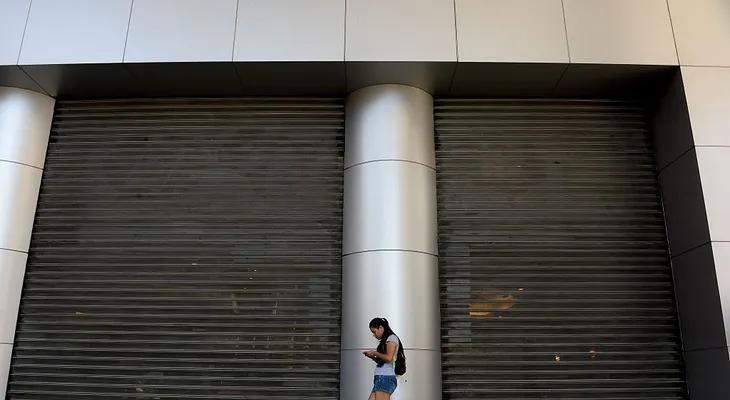 En Venezuela empleados serán casi vagos; Gobierno declara no laborales miércoles y jueves, además de los viernes
