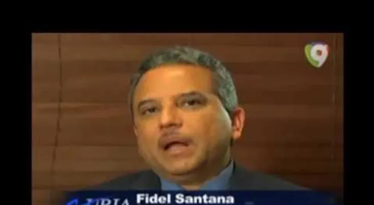 Nuria Piera le demuestra a Danilo Medina que hay corrupción...