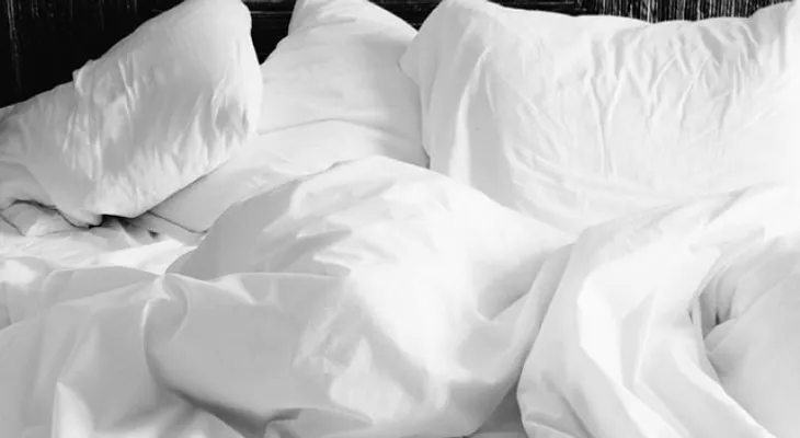 Si no lavas la funda de las almohadas esto puede pasarte?