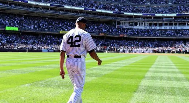 Honran A Mariano Rivera con una Avenida en El Bronx