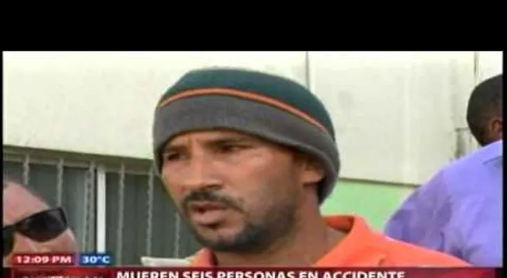Seis muertos al chocar camión con ferretería en la autopista Duarte