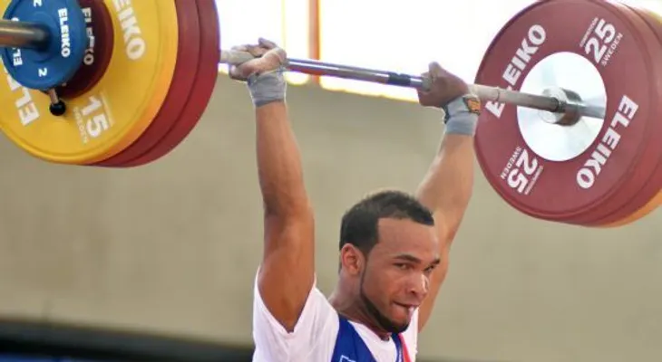 Julio César Cedeño suma otras dos medallas en pesas en Centroamericanos y del Caribe