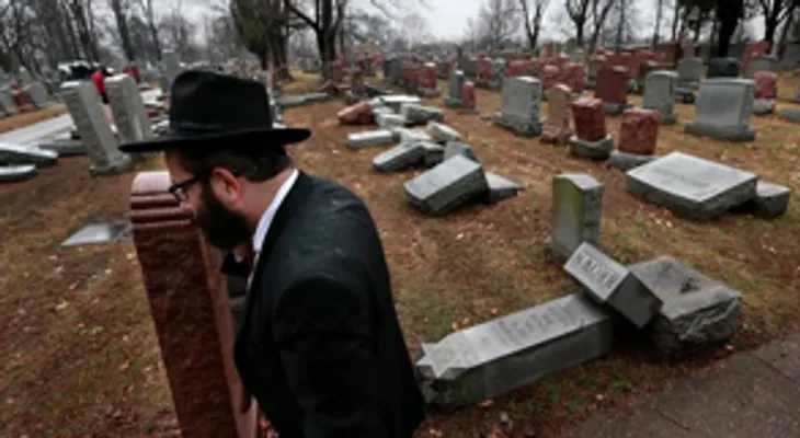 Una ola de antisemitismo golpea EEUU con más de 100 amenazas de bomba en 2017