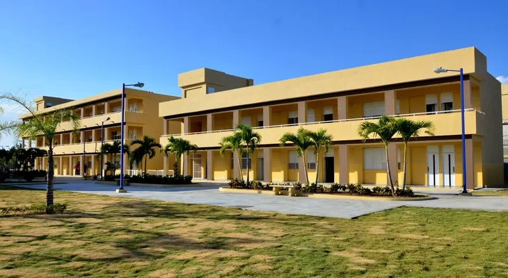 Presidente Danilo Medina entrega liceo en Los Frailes II; beneficiará a 840 estudiantes