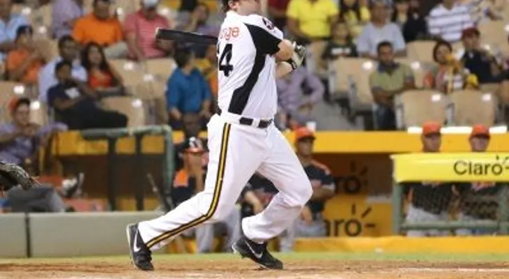 Dan Black guía victoria de Águilas sobre Gigantes