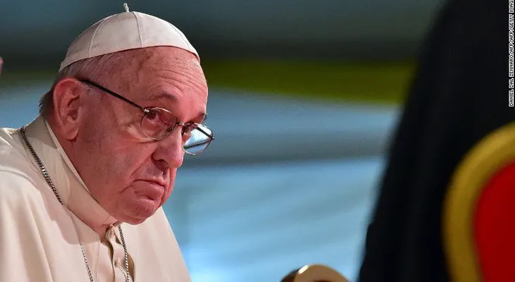 "No sean chismosos", les pide el papa Francisco a las monjas y curas