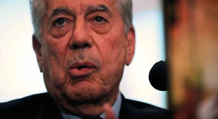 Mario Vargas Llosa: Argentina y Ecuador "no son verdaderas democracias"