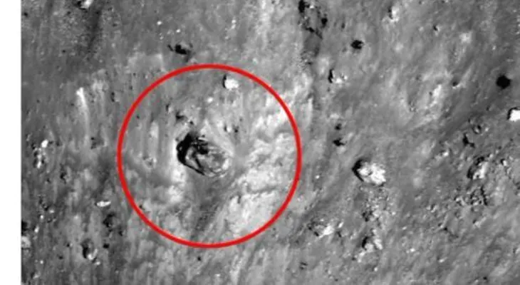 Encuentran un "tanque" en la superficie de la Luna 