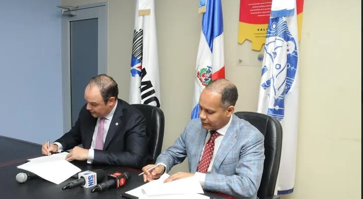 El Ministerio de Industria y Comercio se integra al Centro de Contacto Gubernamental de la OPTIC