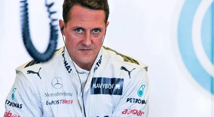Schumacher reacciona a las voces y establece contacto visual