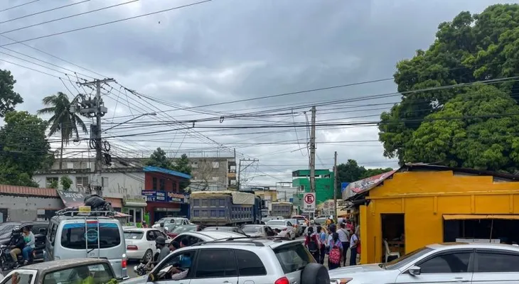 Estudio revela 4,387 conductas peligrosas en intersecciones del Distrito Nacional