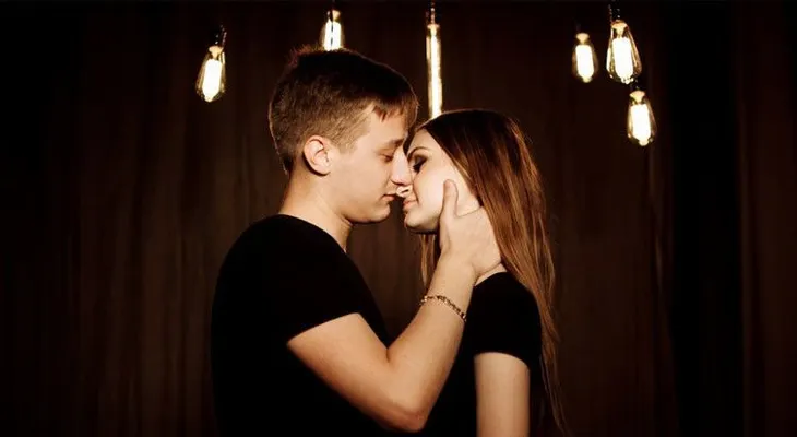 ¿Tienen menos sexo los jóvenes de hoy que sus padres? Los sorprendentes resultados de los últimos estudios