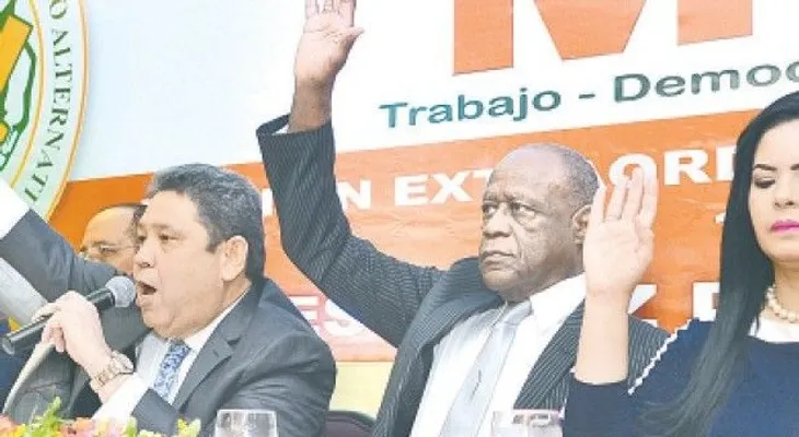 MODA ratificó  a Danilo Medina como candidato