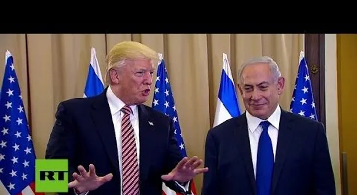 El incómodo momento en que Trump se niega a darle la mano a Netanyahu (VIDEO)