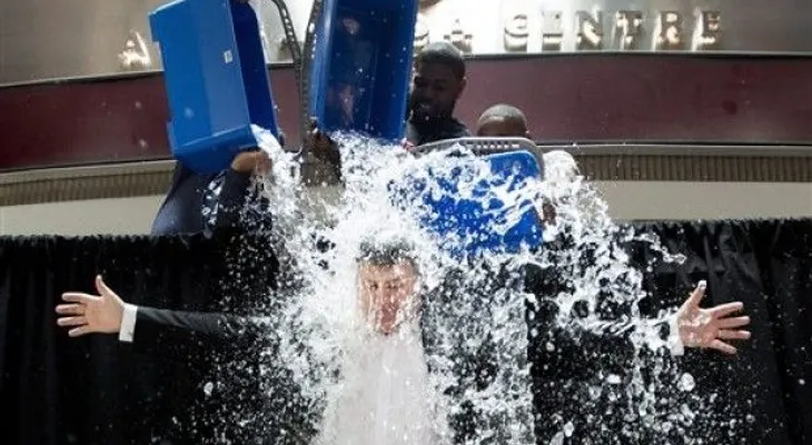 EEUU prohíbe a diplomáticos sumarse al reto del "cubo de agua"