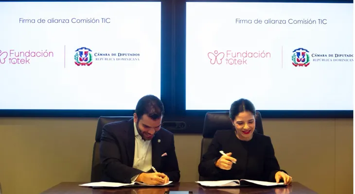 Fundación iQtek y Comisión TIC de la Cámara de Diputados unen esfuerzos para impulsar el talento tecnológico