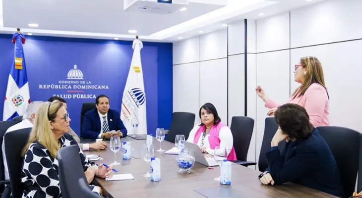 Salud crea el FONSAP para fortalecer programas de VIH, tuberculosis y hepatitis