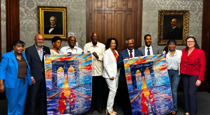 Brooklyn reconoce legado artístico del poeta dominicano Juan Colón