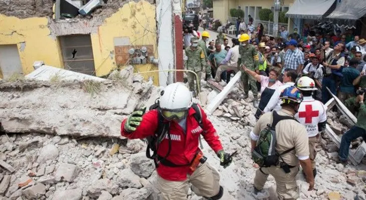 No hay niños con vida atrapados dentro de la escuela en México