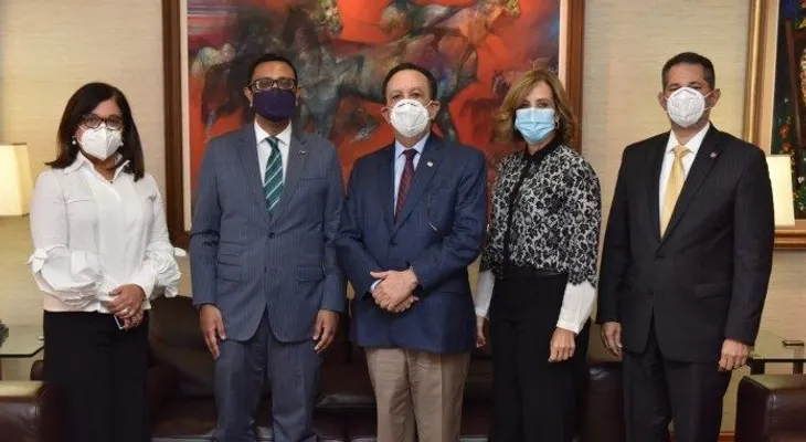 Gobernador del BC, Valdez Albizu y embajador Reino Unido se reúnen para promover alianzas