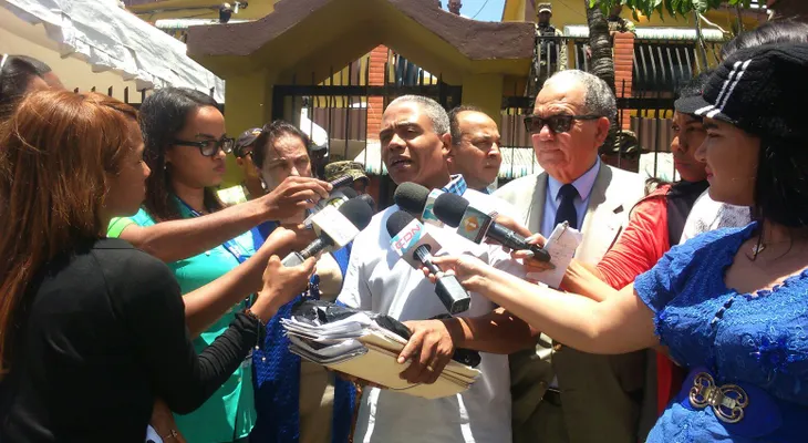 PRD asume ante JCE defensa de la candidatura de Francisco Fernández