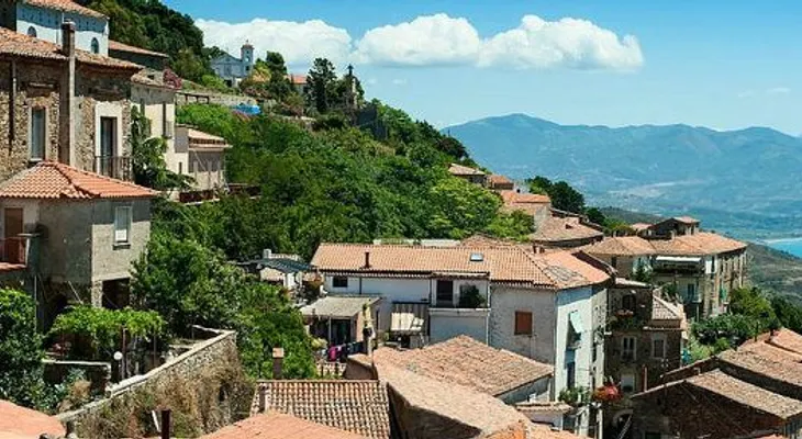 Una asombrosa aldea en Italia: 1 de cada 5 residentes tiene más de 100 años.