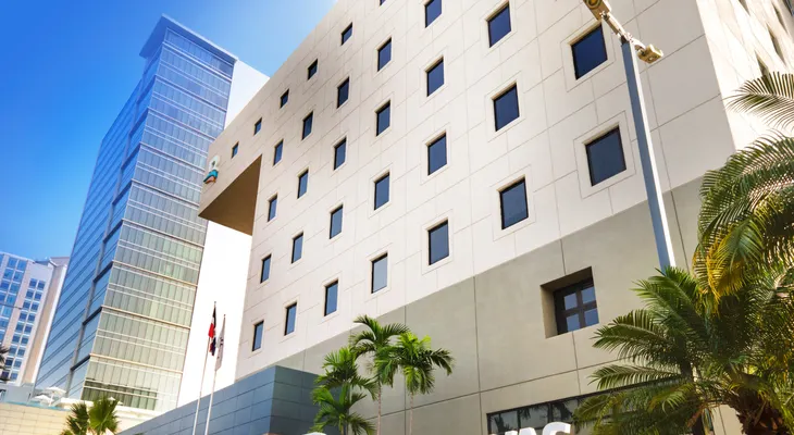 Banreservas consolida su liderazgo con calificación "AAA" de Feller Rate