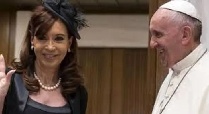 Presidenta de Argentina llega a Cuba; verá al papa