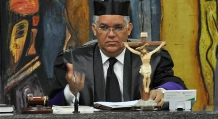 Aplazan conocimiento recurso ante dictamen archivó querella contra Vicepresidenta