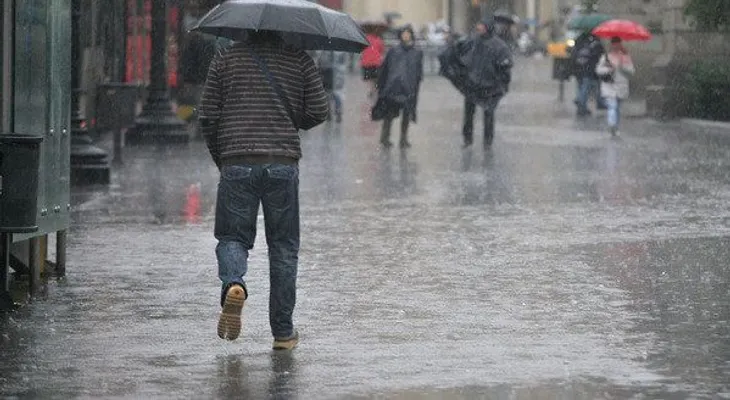 Una vaguada entrará este jueves al país; pocas lluvias para hoy