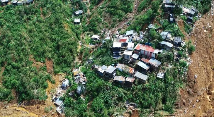 Tifón Manghkhut en Filipinas: más de 100 muertos y desaparecidos