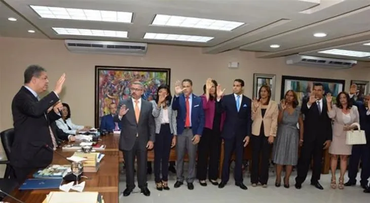 Aplazan juramentación nuevos miembros CC del PLD 
