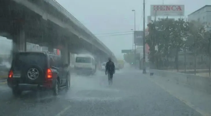 Chubascos en el Gran Santo Domingo y otras provincias