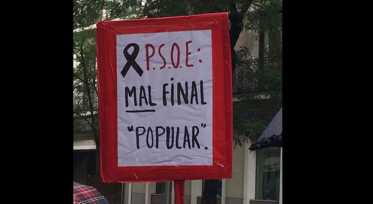 España: los socialistas deciden abstenerse para facilitar la investidura de Rajoy